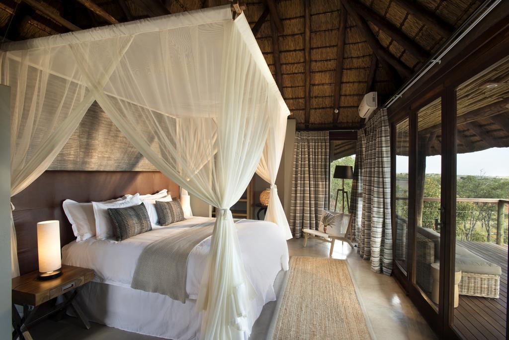 Mhondoro Safari Lodge & Villa Welgevonden Game Reserve Eksteriør billede
