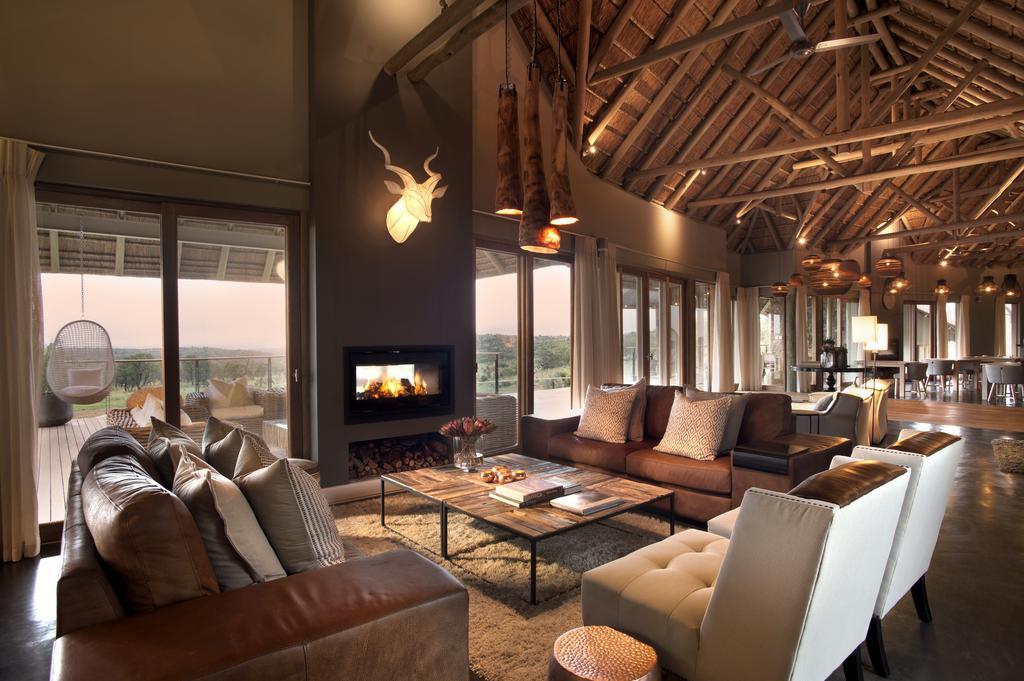 Mhondoro Safari Lodge & Villa Welgevonden Game Reserve Eksteriør billede