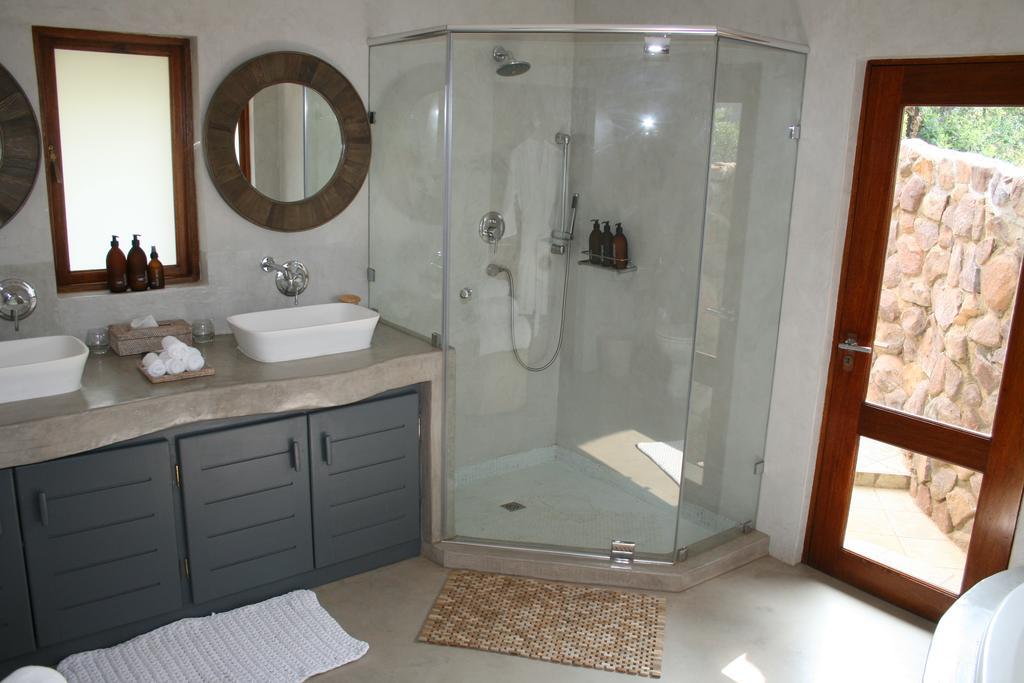Mhondoro Safari Lodge & Villa Welgevonden Game Reserve Eksteriør billede