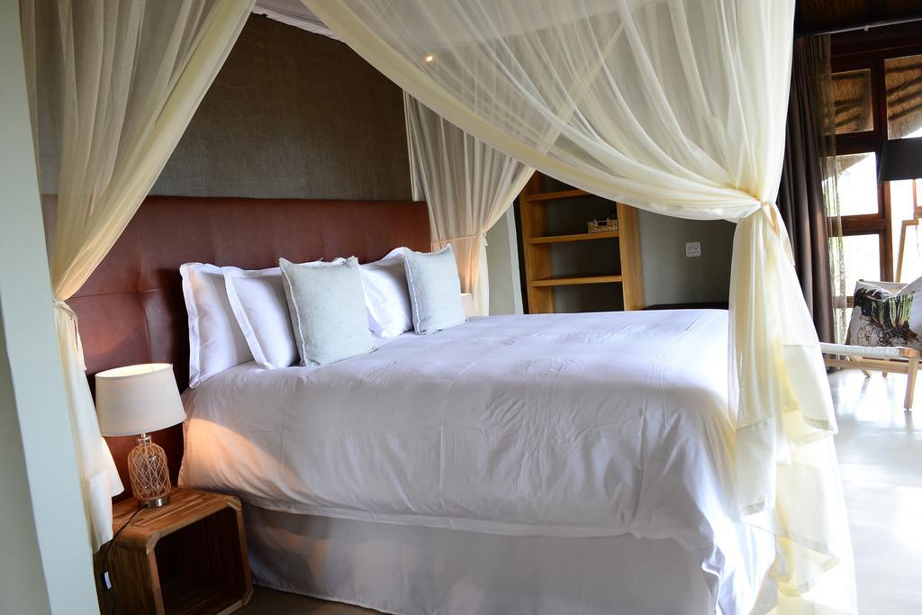 Mhondoro Safari Lodge & Villa Welgevonden Game Reserve Eksteriør billede